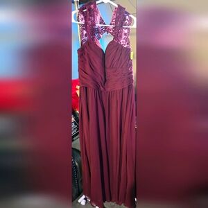 Beautiful dress size 18